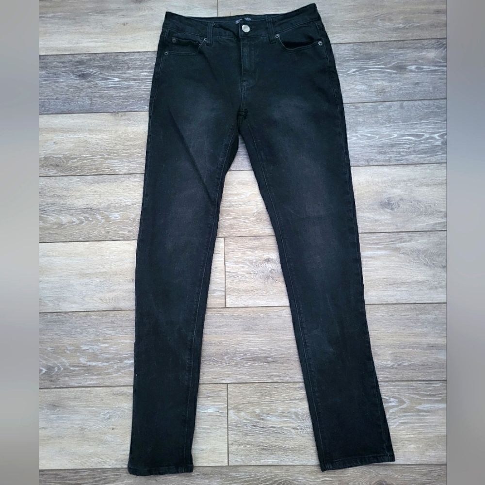 Elwood size 28  black denim jeans skinny